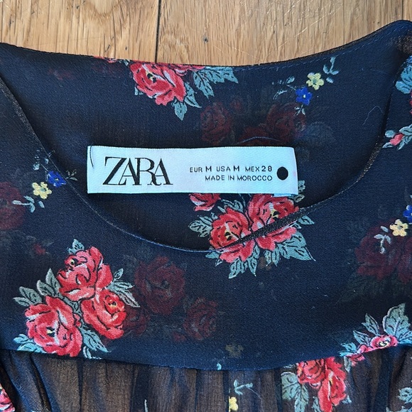Zara floral black and red dress - Picture 3 of 4